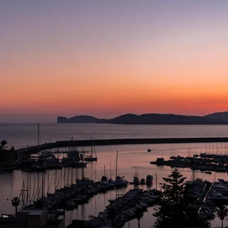 Lamarina Bed & Breakfast 3*