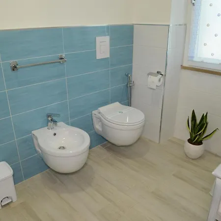 Lamarina Oda ve Kahvaltı